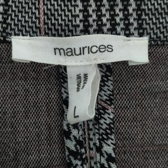 Maurices plaid blazer with pockets - Picture 7 of 8